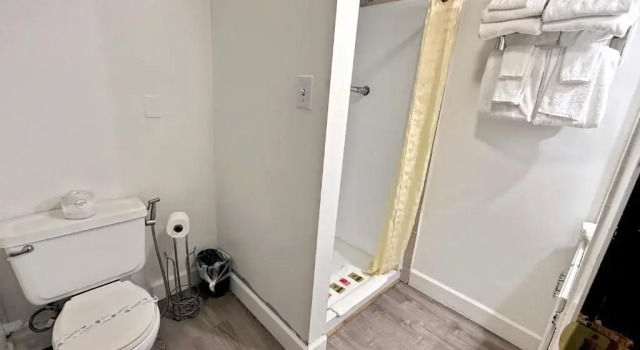 Семейный номер Standard Economy Inn