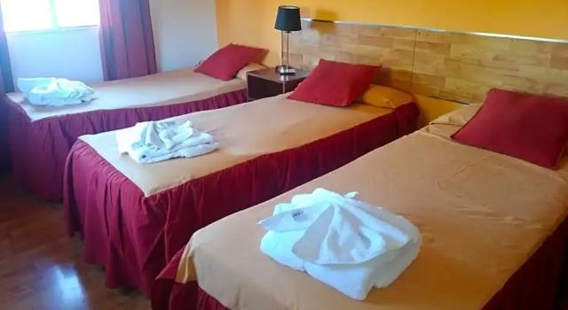 Трёхместный номер Standard с красивым видом из окна Hotel Aoma Villa Carlos Paz