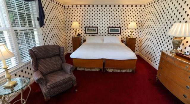 Номер Deluxe Oakmont Inn