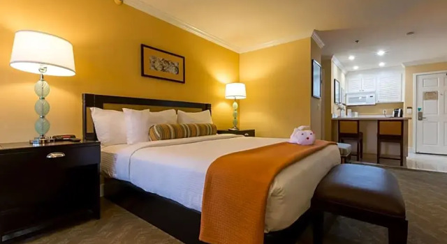 Двухместный люкс Carlsbad Inn Beach Resort