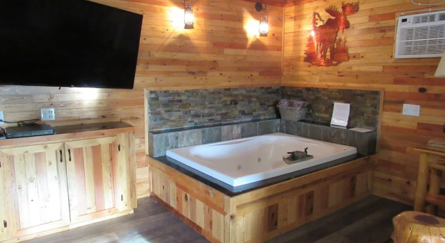 Люкс Deluxe The Woodsman Country Lodge Motel