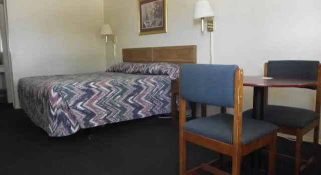 Двухместный номер Standard Glen Rose Inn and Suites