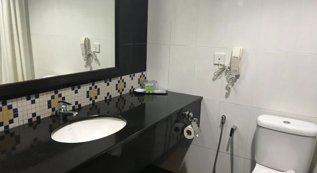 Luksusowy trzyosobowy pokój Grand Kampar Hotel