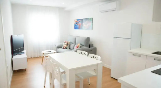 L2 Apartamento O Grove Centro 2 hab con aire acondicionado y wifi, Забронировать Апартаменты/квартира Отели O Grove Peninsula с парковкой, Парковка