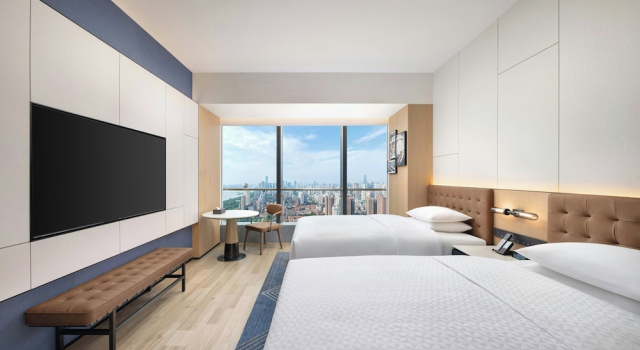 Четырёхместный номер Superior с видом на реку Four Points by Sheraton Wuhan Hankou