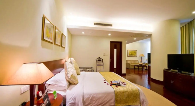Двухместный люкс Executive Ramada Plaza Sino Bay Shanghai