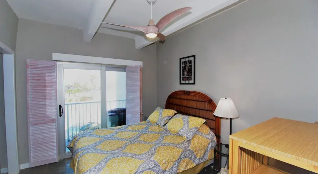 Aquarius Condo Unit 207 2 Bedroom Condo by RedAwning, Buchen Sie Ferienwohnung Padre Island USA