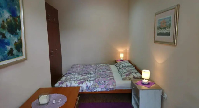 Студия Apartment Mira