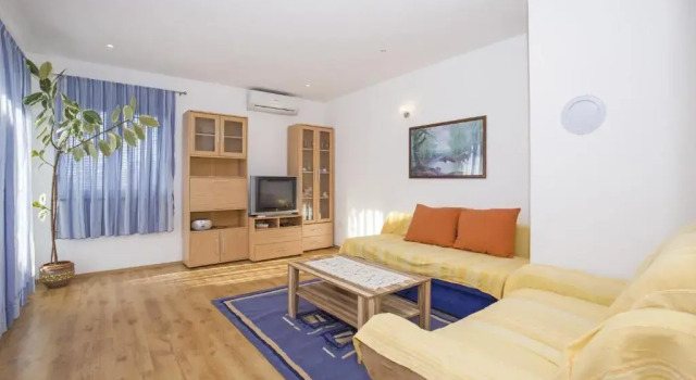 Apartments Alen, Reserva ahora Apartamento Hoteles en Pula con aparcamiento, Aparcamiento