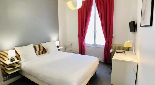 Номер Luxury CitHotel Le Volney