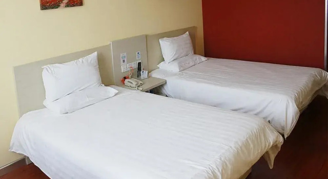 Hanting Express Anshan Railway Station Branch, Buchen Sie Hotel Anshan Liaoning