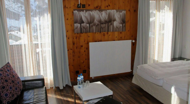 Popcorn! Hotel, Забронировать Отель Зас-Фе Saastal