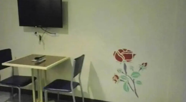 Номер Deluxe Dianne Gardens Hotel
