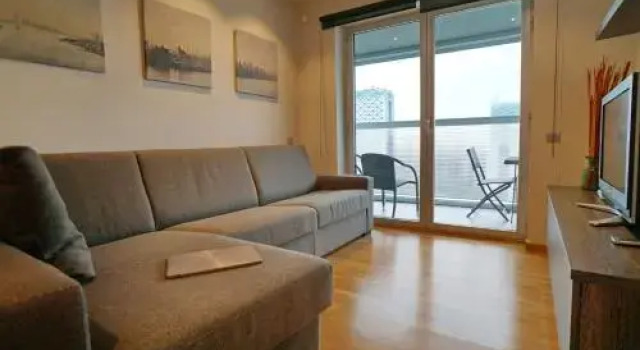 Fira Suites - Habitaciones privadas en Apartamento compartido, Забронировать Апартаменты/квартира Оспиталет-де-Льобрегат Барселона, рядом с Горналь