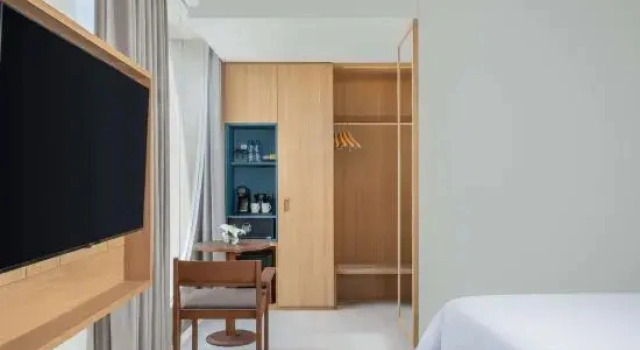 Double Junior Suite with city view ARTOTEL Leguna Magelang