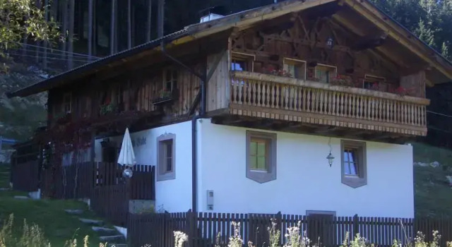 Ferienhaus Bad Stube, Забронировать Апартаменты/квартира Отели Сарентино с парковкой, Парковка