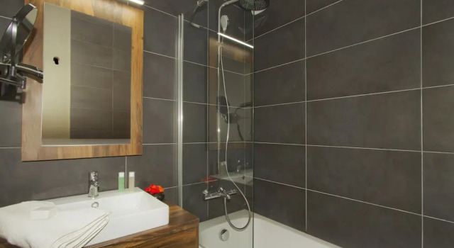 Номер Comfort Hôtel et Spa l’Eclose by Odalys