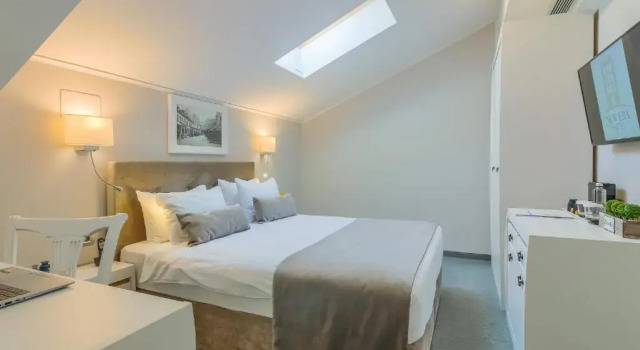Двухместный номер Deluxe Мансарда New Era Hotel Old Town - parking with fee nearby - NOT at the hotel