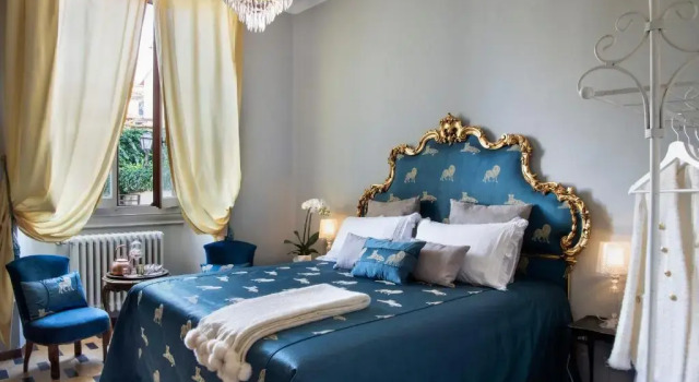 Апартаменты Contemporary Suites