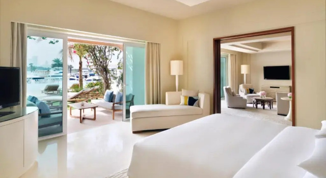 Семейный люкс Lagoon Beach Park Hyatt Dubai