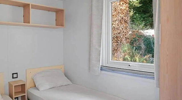 Comfy Mobile Home in Calig for 4