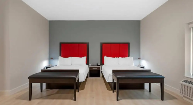 Четырёхместный номер Standard The J Hotel Dunedin near Honeymoon Island State Park, an Ascend Collection Hotel