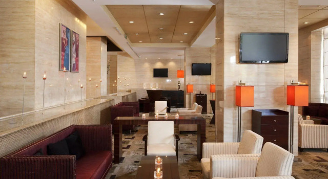 Holiday Inn Central Plaza Beijing, Rezerwuj Hotel Xicheng 