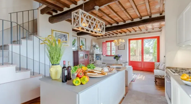 Вилла Villa Borbone - Perched on the Lucca Hills