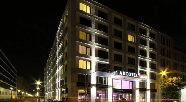 Отель Arcotel John F 