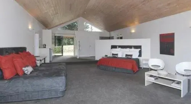 Ridge Country Retreat, Boek Hotel  