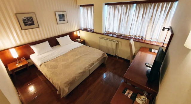 Hotel Centar, Забронировать Отель Отели Скопья 3 звезды, рядом с Saints Cyril and Methodius University of Skopje, 3*