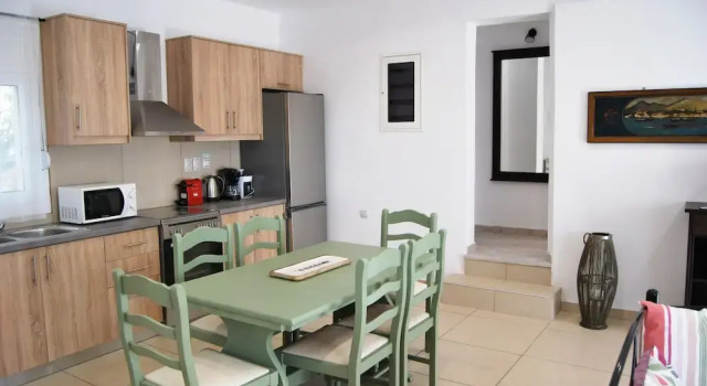 Коттедж Luxury с 2 комнатами Chrysiida Suites