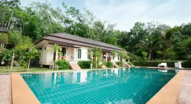 Aonang Family Pool Resort