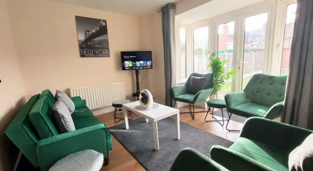 City Centre Home, Free Parking,wifi,netflix,tv