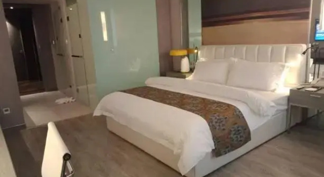 Jinjiang Metropolo Hotel - Turpan Administration Center, Buchen Sie Hotel SPA-Hotels in Turpan, SPA