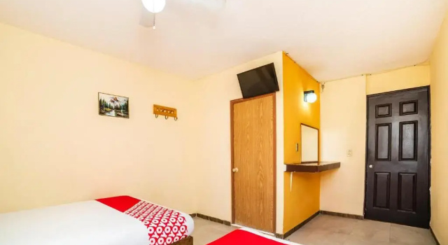 Трёхместный номер Standard OYO Hotel Bugambilia, San Luis Potosí