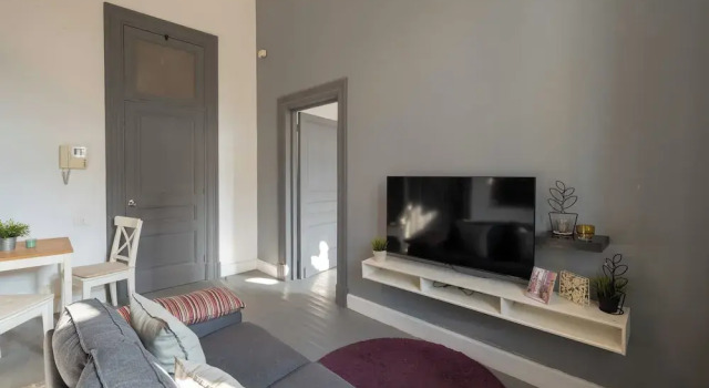 grey l studio apartments Corniche Alexandria, Забронировать Апартаменты/квартира Отели в центре Александрии, в центре, недорого