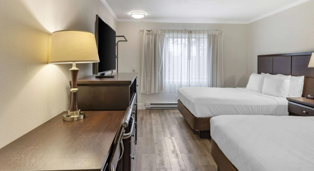 Четырёхместный номер Standard Best Western Carmels Town House Lodge