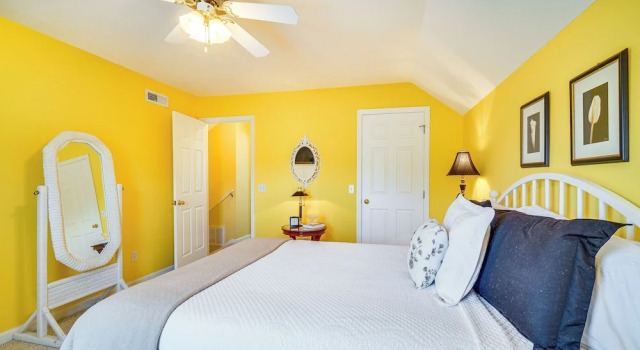 Коттедж Pigeon Forge Home w/ Deck & Hot Tub Near Town!
