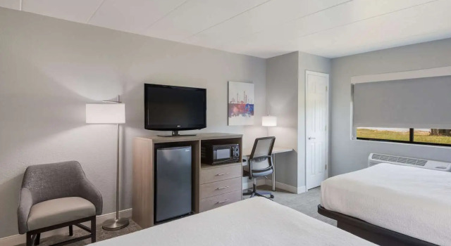 Четырёхместный номер Standard Best Western Fort Wayne I-69 North