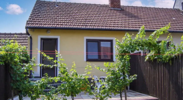 House Vinarska Dolni Bojanovice, Prenota Hotel Hotel a Moravia meridionale con parcheggio, Parcheggio