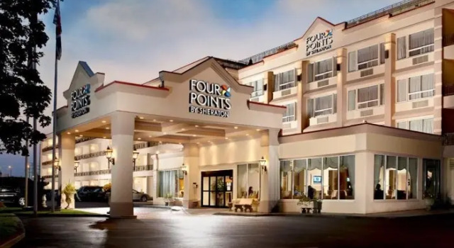 Four Points by Sheraton Toronto Lakeshore, 预订 酒店 多伦多 大多伦多地区