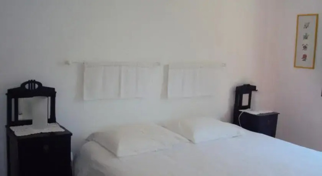 Casal Novo, Rezervovat Hotel Hotely v Oeste s parkováním, Parkování