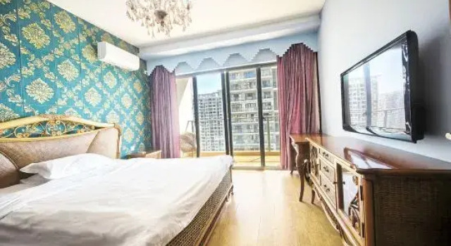 Люкс с 2 комнатами с видом на море Sanya Linhai Tingtao Holiday Apartment
