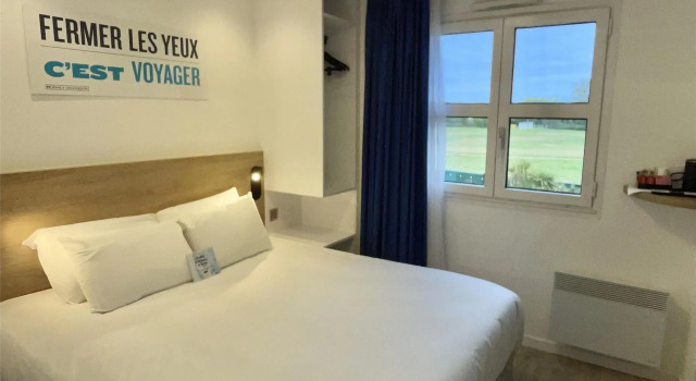 Семейный номер Standard Kyriad Hôtel La Fleche