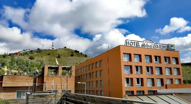 Апартаменты Amplio apartamento con terraza en zona muy tranquila
