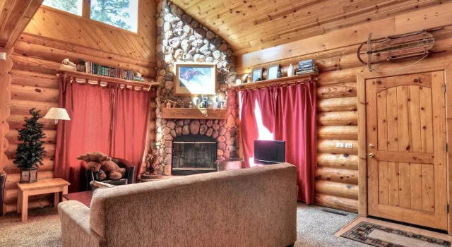 No 16 Pine Lodge Outdoor Spa