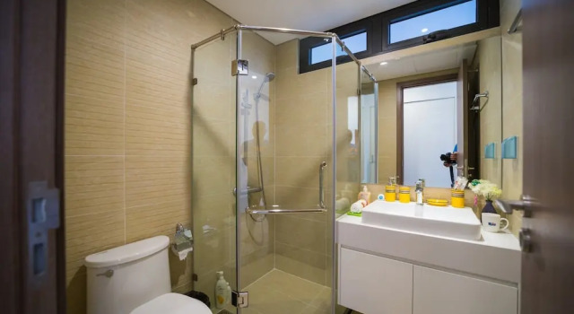 Апартаменты Comfort Homefromhome Skylake Apartment