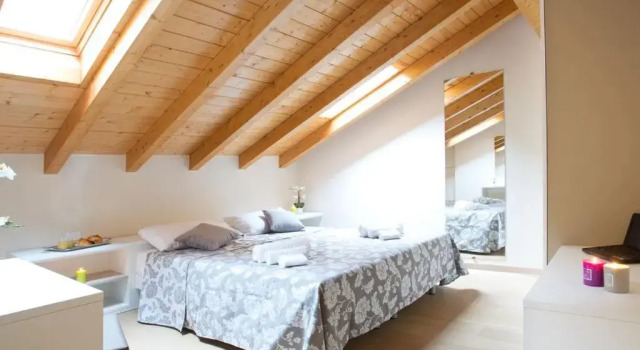 Sala Comacina Residence No 4, Book Hotel Hotels in Como with a Pool, Swimming Pool
