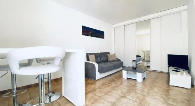 Mignon studio au cœur du village de Saint-Tropez